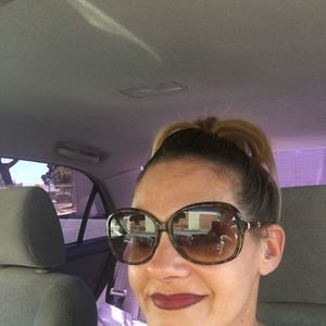 Meet your Posher, Shelly harman